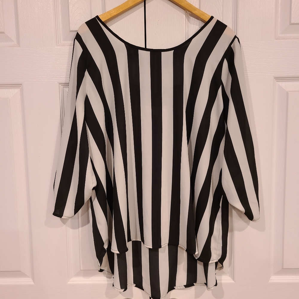 La vie 89 striped top sz 1x